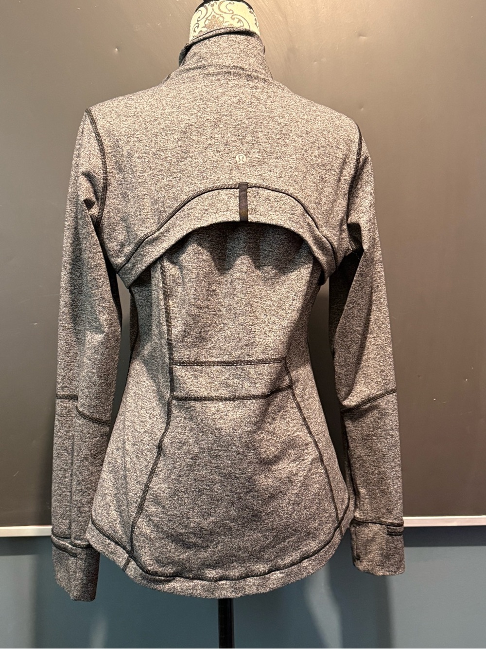 Lululemon Define Jacket - Picture 3 of 6